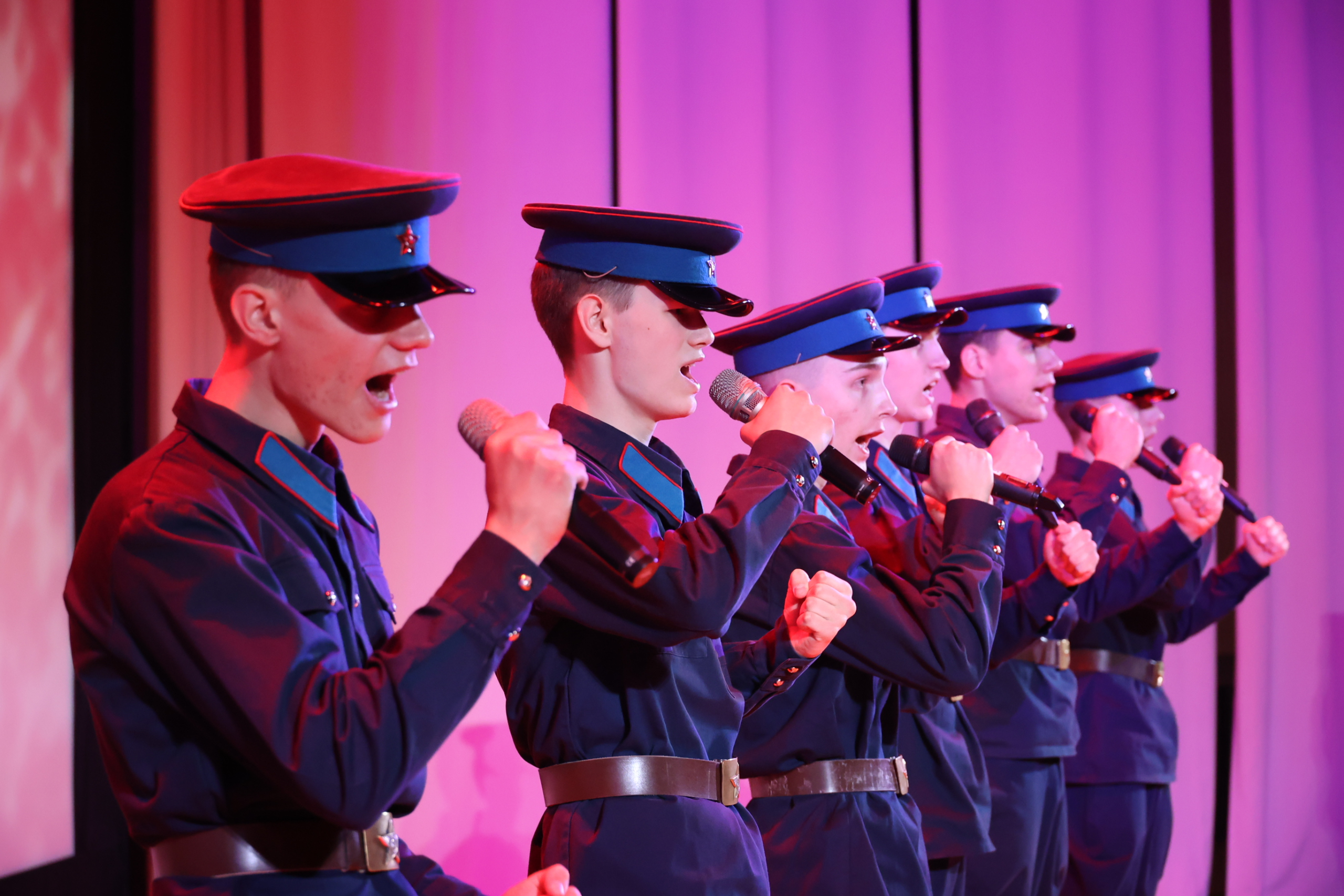 Ждем в финале 